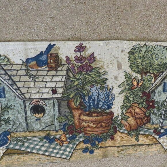 Birds & Birdhouse themed tapestry table runner Floral Spring Plaid - Picture 14 of 16